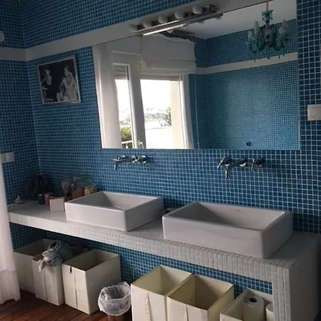 Holiday Avenida De Gondan Tatil Evi Castropol